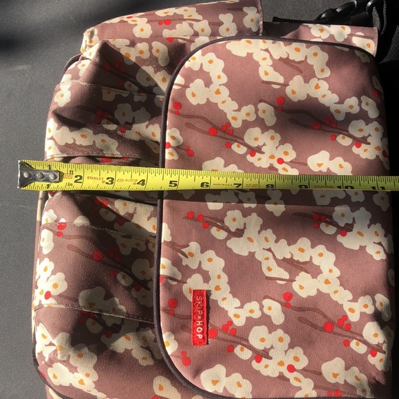 SKIP * HOP. Diaper Bag. Asian floral - Picture 10 of 11